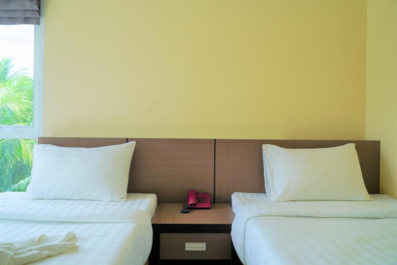 ตะวันอพาร์ทเม้นท์โฮเทลthawanapartmenthotel Satun Exteriör bild