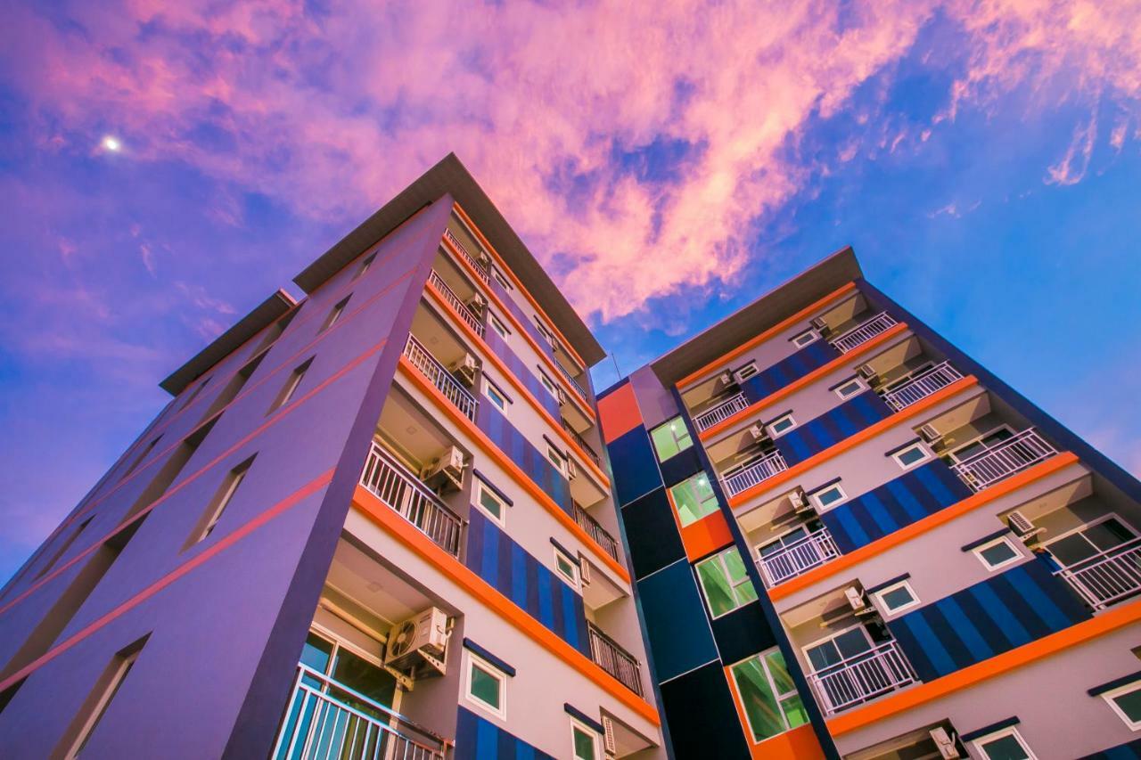 ตะวันอพาร์ทเม้นท์โฮเทลthawanapartmenthotel Satun Exteriör bild